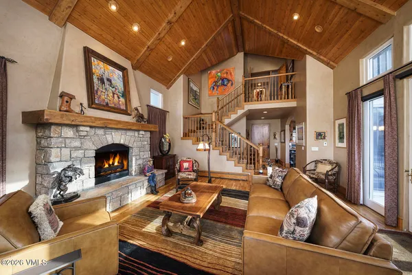 $2,675,000 | 341 Kensington Drive, Edwards, CO 81632