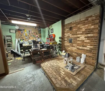 $260,000 | 8 Frederick Lane, Adams, MA 01220