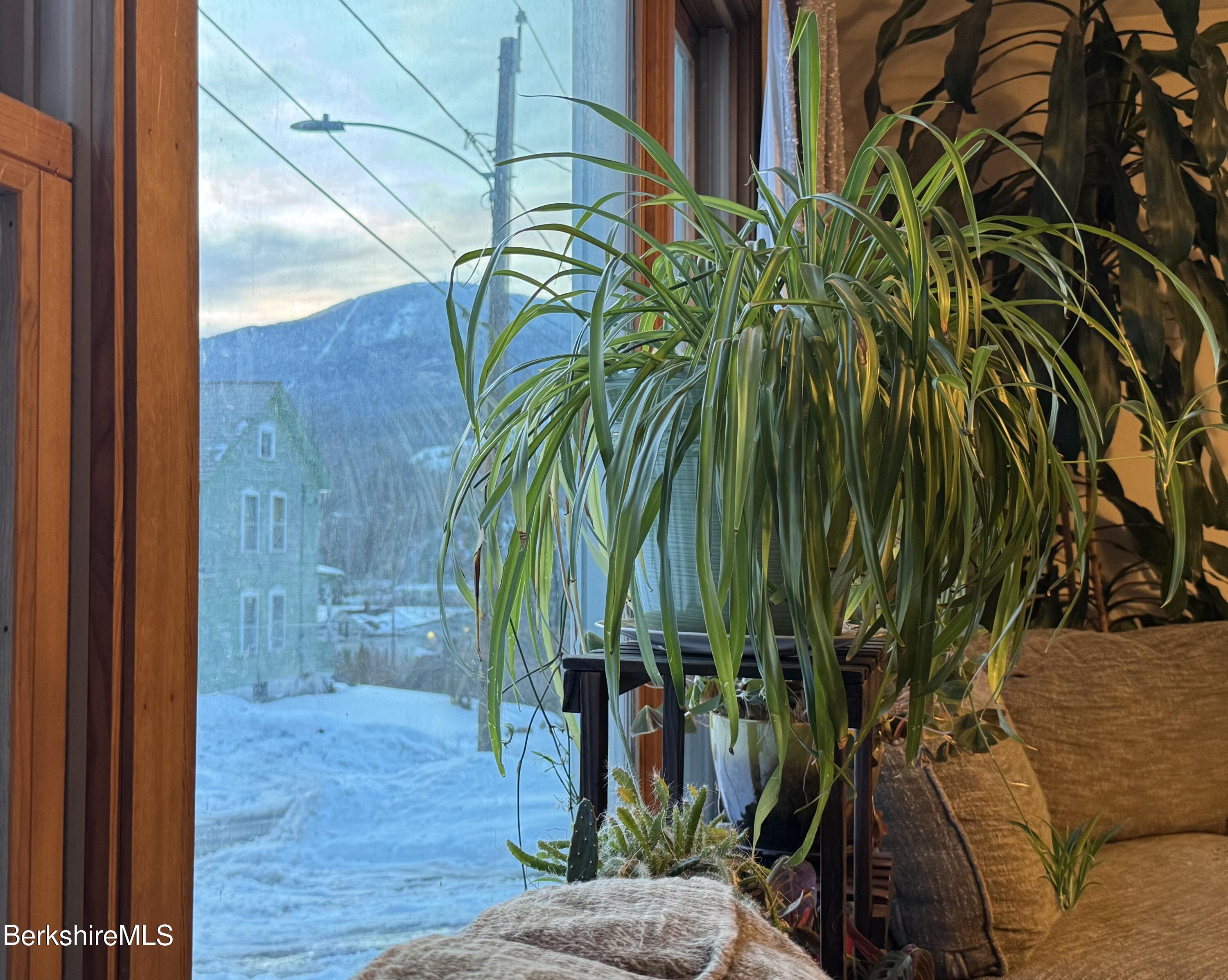 8 Frederick Lane Adams, MA 01220 - Photo 7 of 27 Mount Greylock