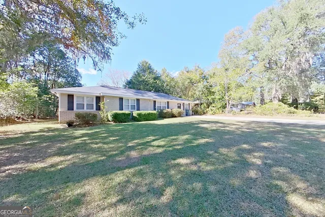 $219,000 | 415 Glen Arven Drive, Thomasville, GA 31792