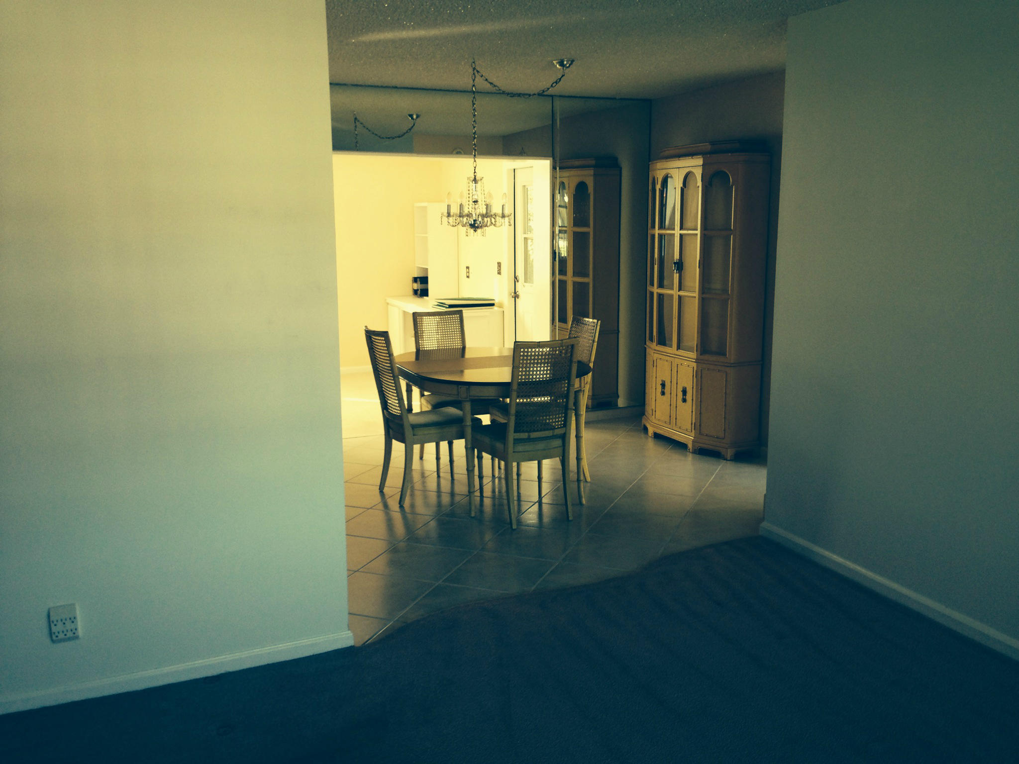 3793 Engle Road Lake Worth, FL 33461 - Photo 4 of 7 Dining Area