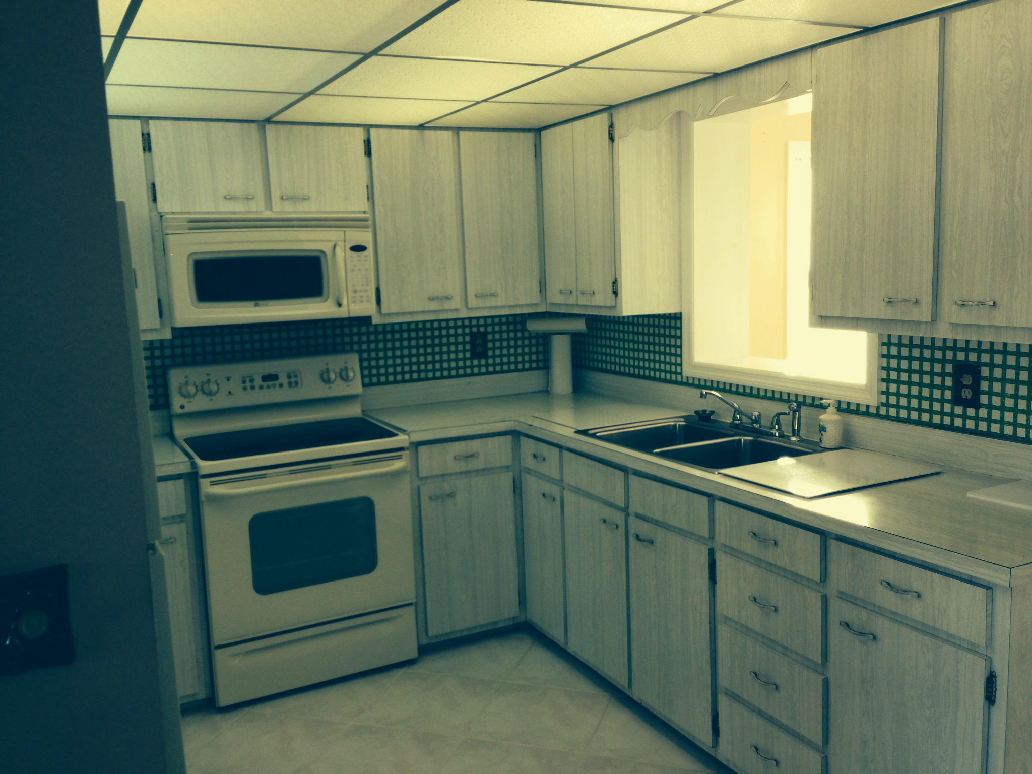 3793 Engle Road Lake Worth, FL 33461 - Photo 5 of 7 Kitchen