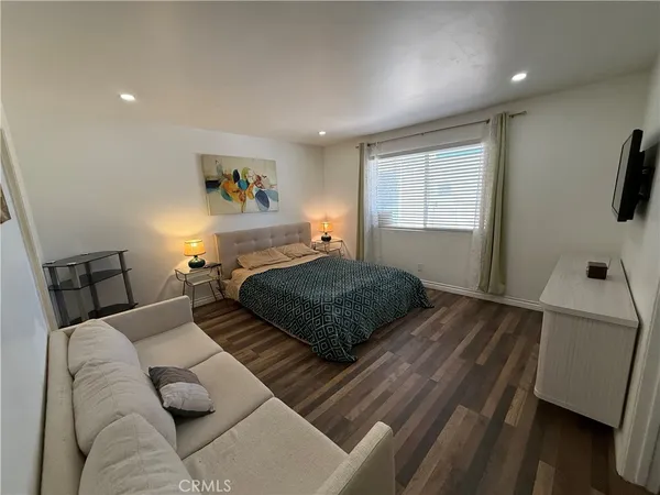 $399,000 | 730 North Eucalyptus Avenue, Unit 1, Inglewood, CA 90302