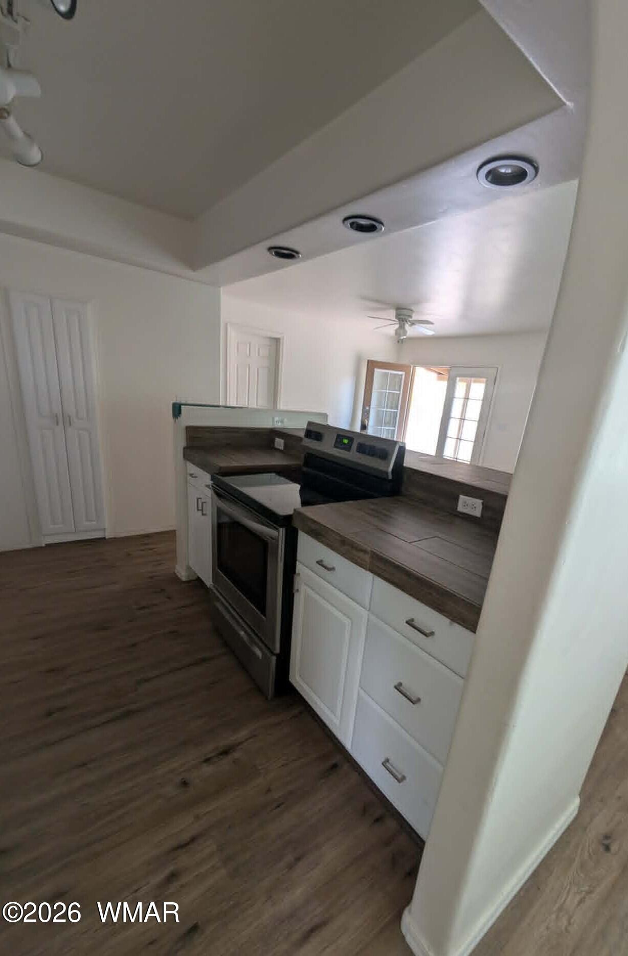 2059 Sagebrush Trail Overgaard, AZ 85933 - Photo 7 of 10