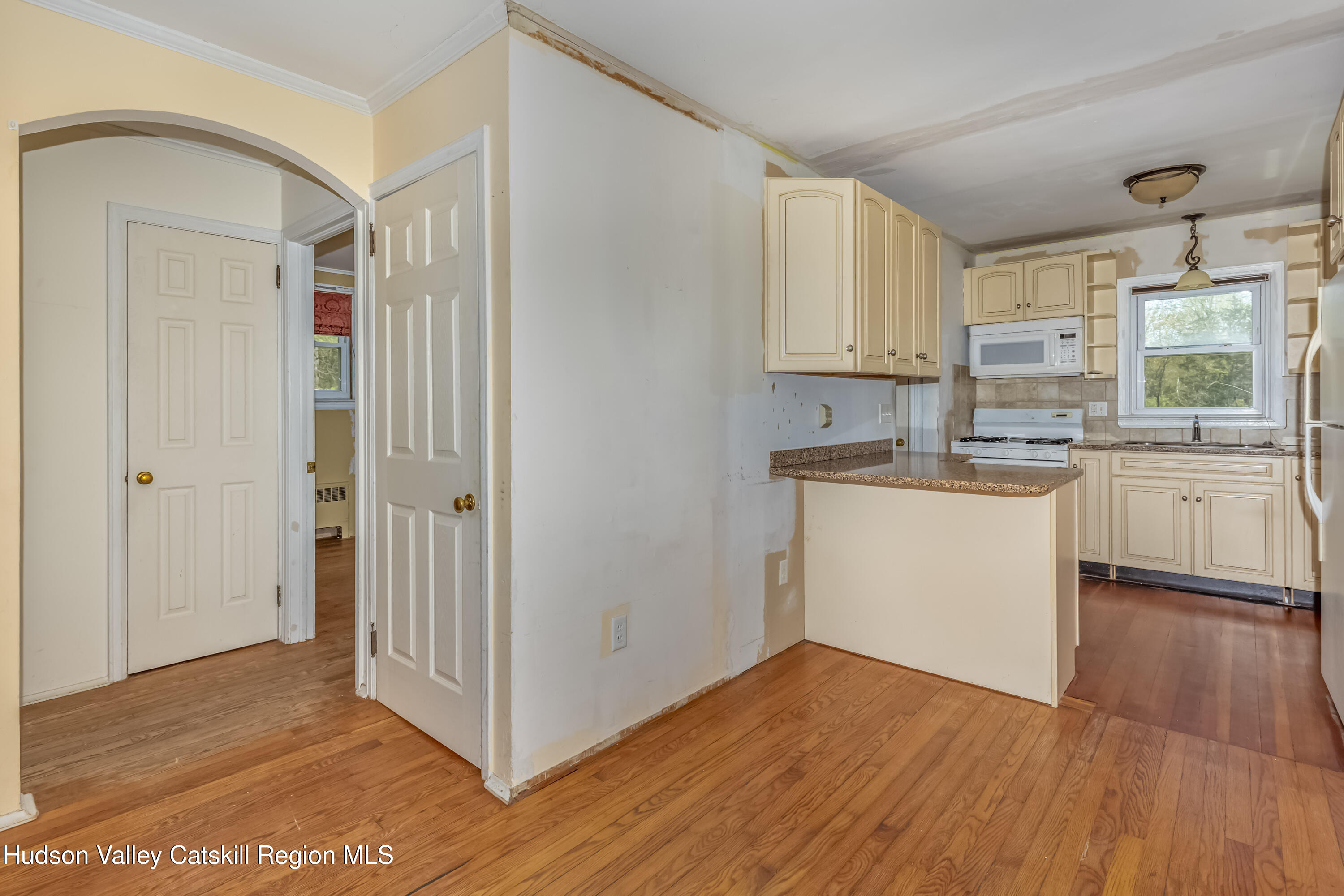 3988 Highway 209 Stone Ridge, NY 12484 - Photo 9 of 32 3988_US209_05-04-26-8709