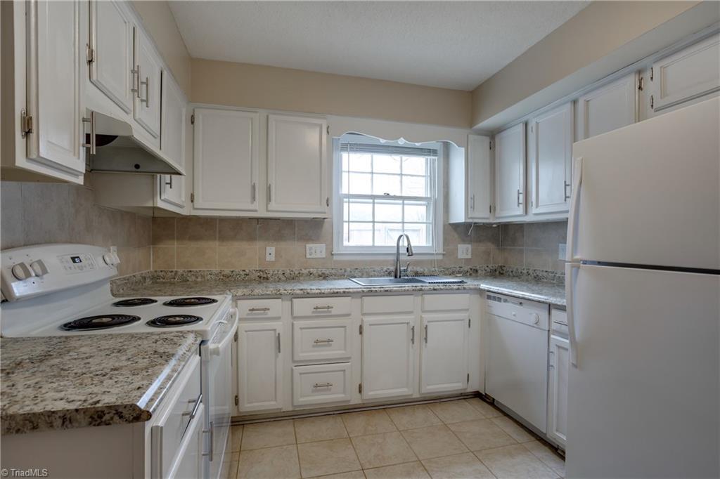 4841 Tower Road, Unit B Greensboro, NC 27410 - Photo 12 of 22 Gallery Image 12
