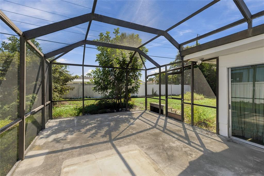 612 Center Road Venice, FL 34293 - Photo 24 of 28 Gallery Image 24