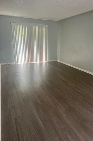 $1,195 | 709 Oceanside Circle, Unit 747, Ruskin, FL 33570