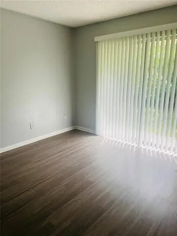 $1,195 | 709 Oceanside Circle, Unit 747, Ruskin, FL 33570