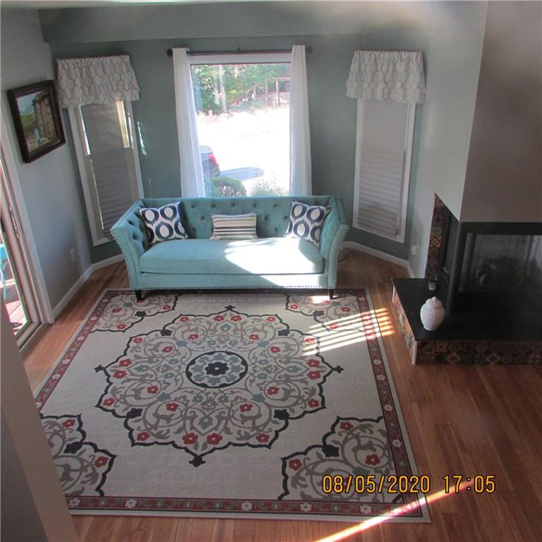 216 Spring Run Drive Monroeville, PA 15146 - Photo 3 of 25 Gallery Image 3