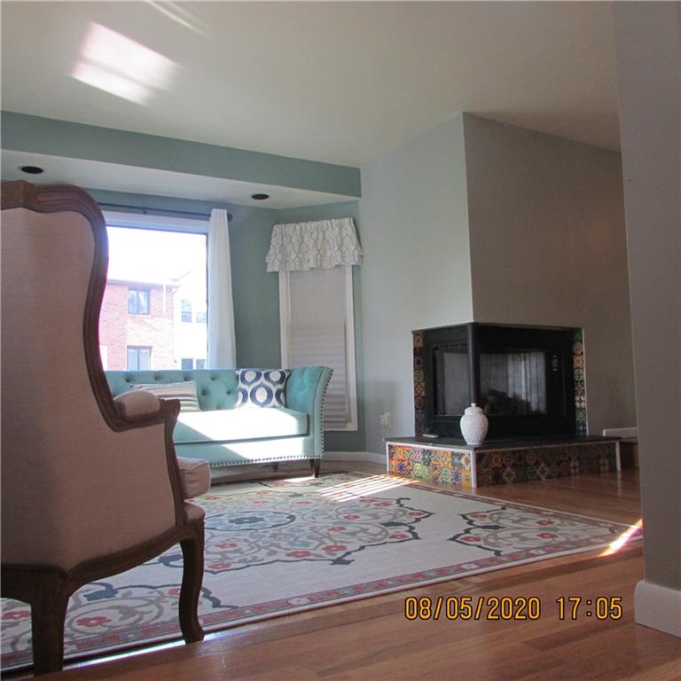 216 Spring Run Drive Monroeville, PA 15146 - Photo 7 of 25 Gallery Image 7