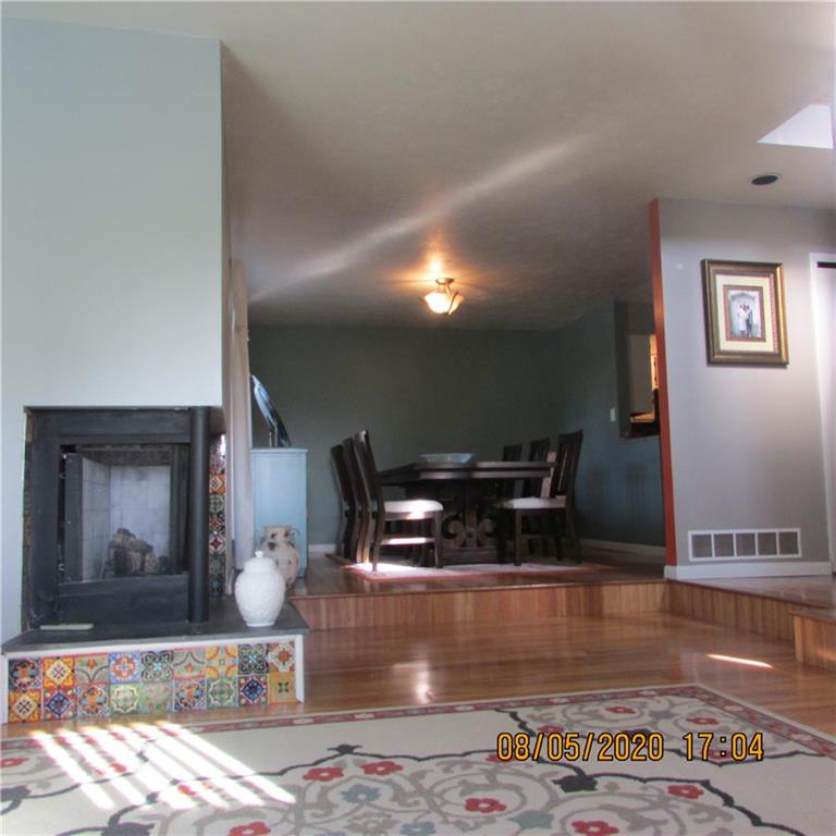 216 Spring Run Drive Monroeville, PA 15146 - Photo 8 of 25 Gallery Image 8