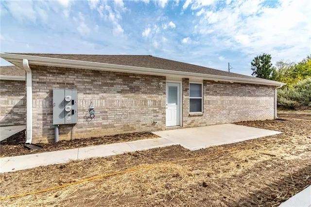 $399,900 | 1094 Pebblecreek Drive, Warrensburg, MO 64093