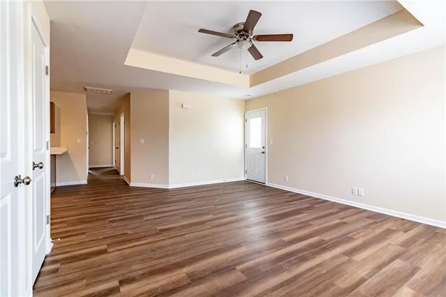 $399,900 | 1094 Pebblecreek Drive, Warrensburg, MO 64093