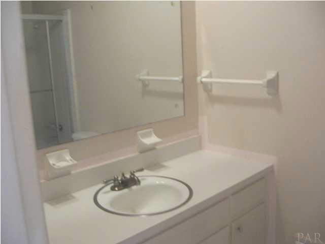 5631 Hibiscus Road Pensacola, FL 32504 - Photo 10 of 13 Gallery Image 10