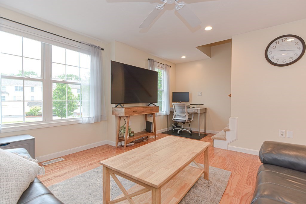 41 Boston Road, Unit 351 Billerica, MA 01862 - Photo 10 of 25 a room with furniture and a window