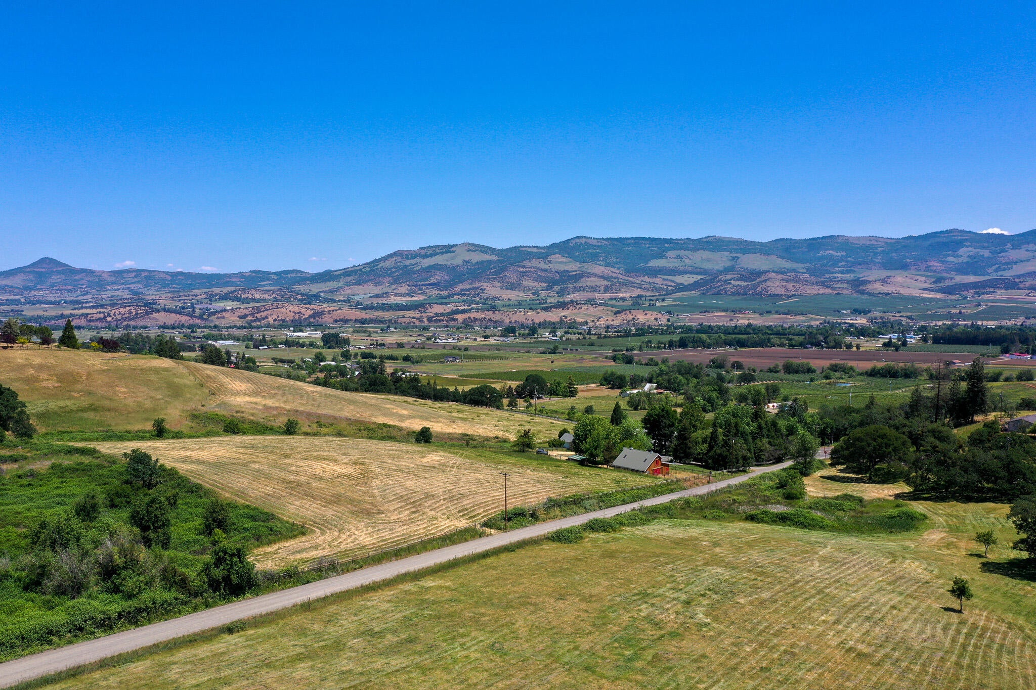 1785 Zemke Road Talent, OR 97540 - Photo 59 of 61 DJI_0020