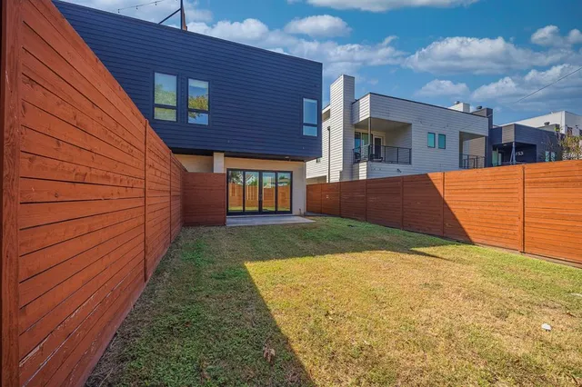 $1,040,000 | 5433 Melrose Avenue, Dallas, TX 75206