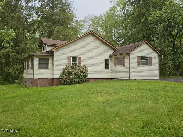 $129,000 | 736 Park Avenue Northeast, Norton, VA 24273