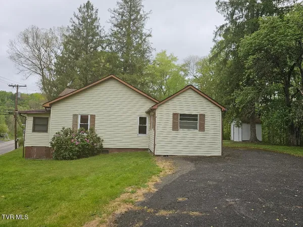 $129,000 | 736 Park Avenue Northeast, Norton, VA 24273