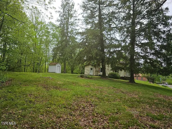 $129,000 | 736 Park Avenue Northeast, Norton, VA 24273