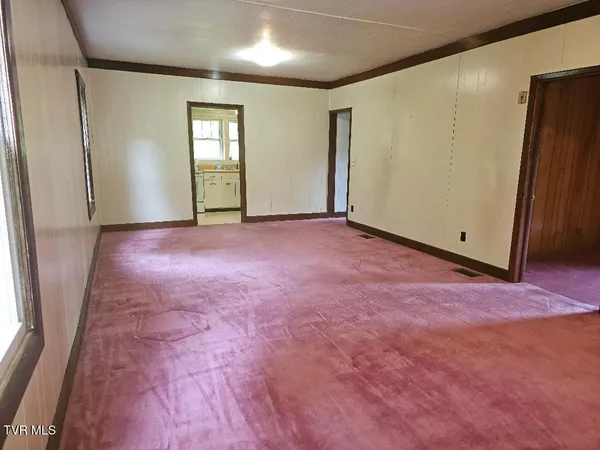 $129,000 | 736 Park Avenue Northeast, Norton, VA 24273
