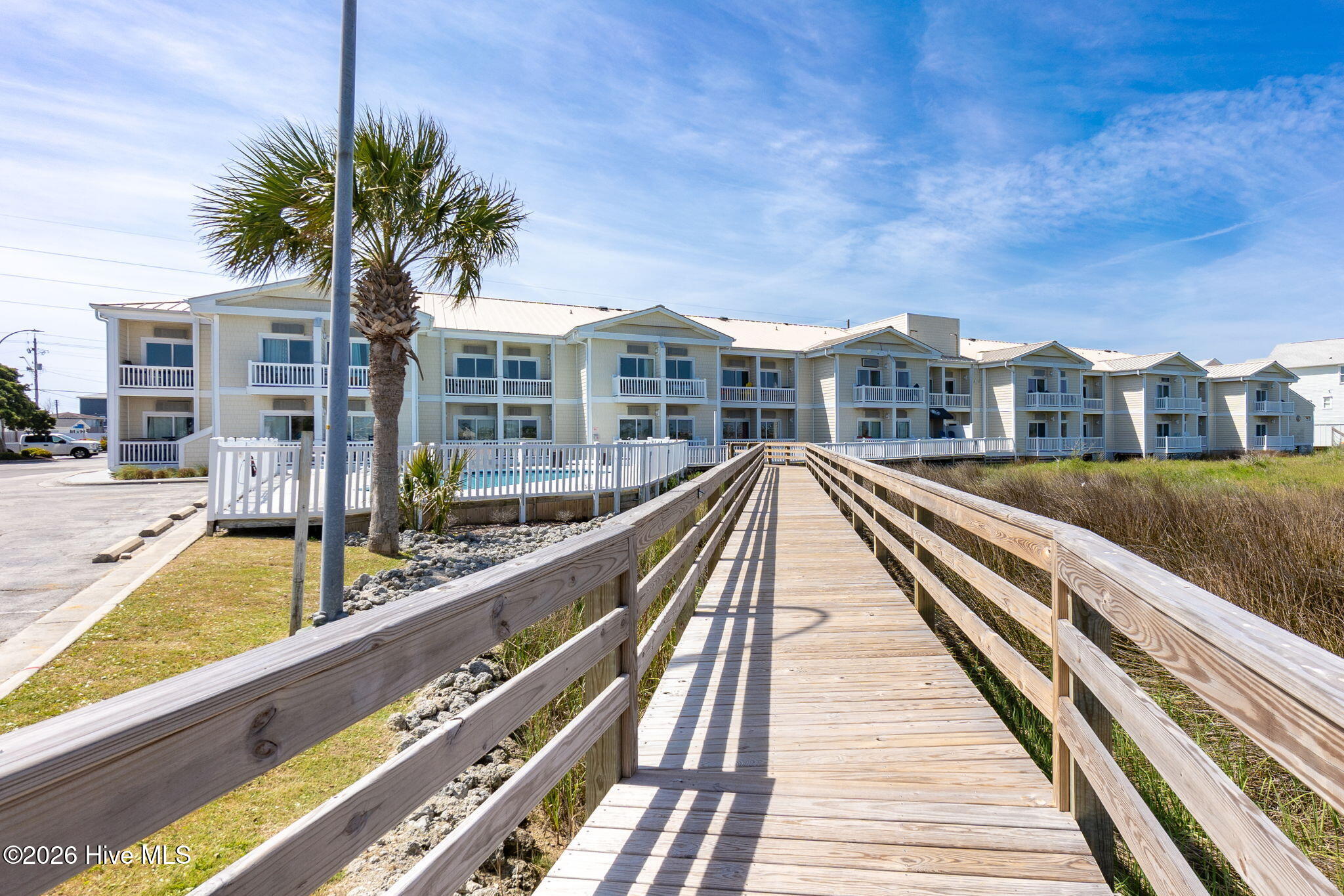 602 West Fort Macon Road, Unit 232 Atlantic Beach, NC 28512 - Photo 28 of 36 34-web-or-mls-chadwick-visuals-palm-suit