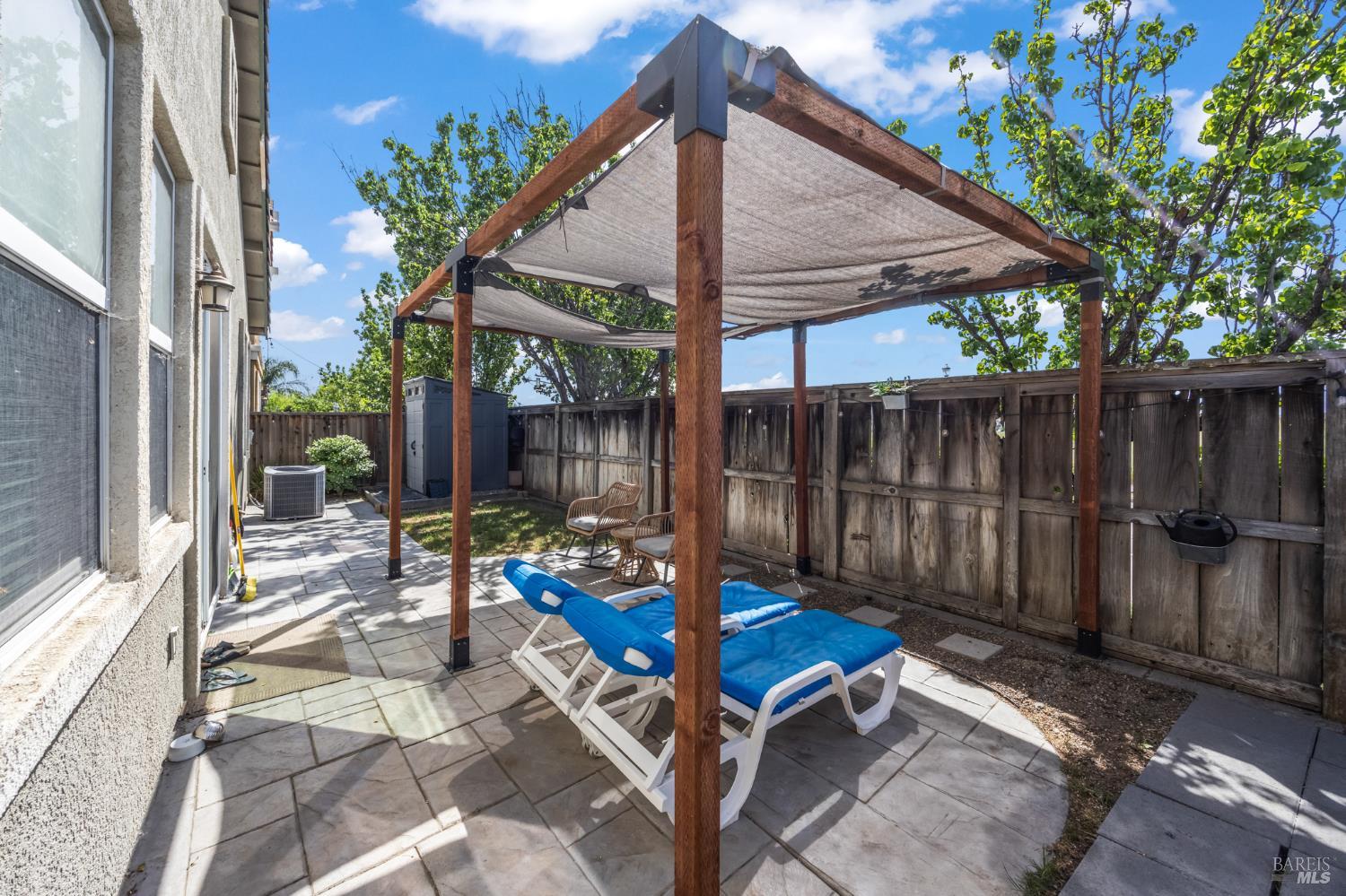 5161 Freitas Way Fairfield, CA 94533 - Photo 33 of 51 a view of a backyard with a patio