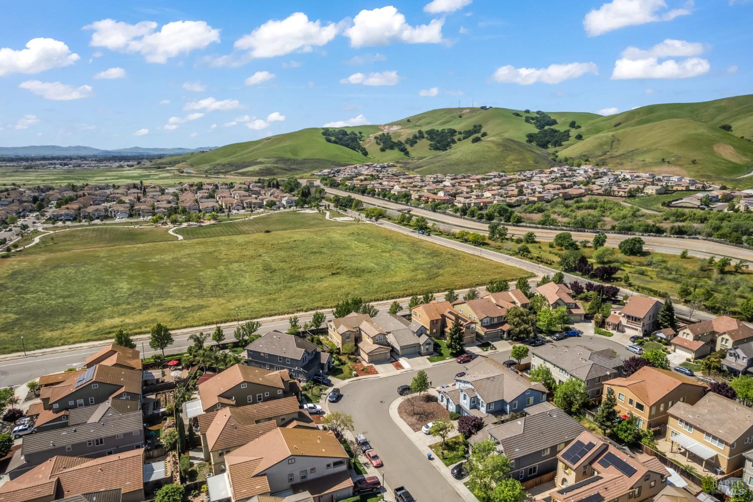 5161 Freitas Way Fairfield, CA 94533 - Photo 40 of 51 a view of a city with an ocean