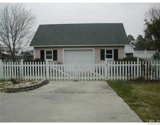 159 Don Ron Road Erwin, NC 28339 - Photo 3 of 6 Gallery Image 3