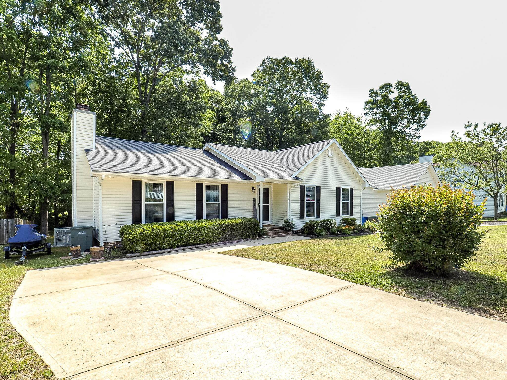 1408 Poplar Ridge Road Fuquay-Varina, NC 27526 - Photo 3 of 29 Photo 3