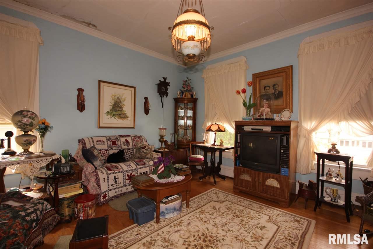 2116 North Prospect Road Peoria, IL 61603 - Photo 24 of 36 Gallery Image 24