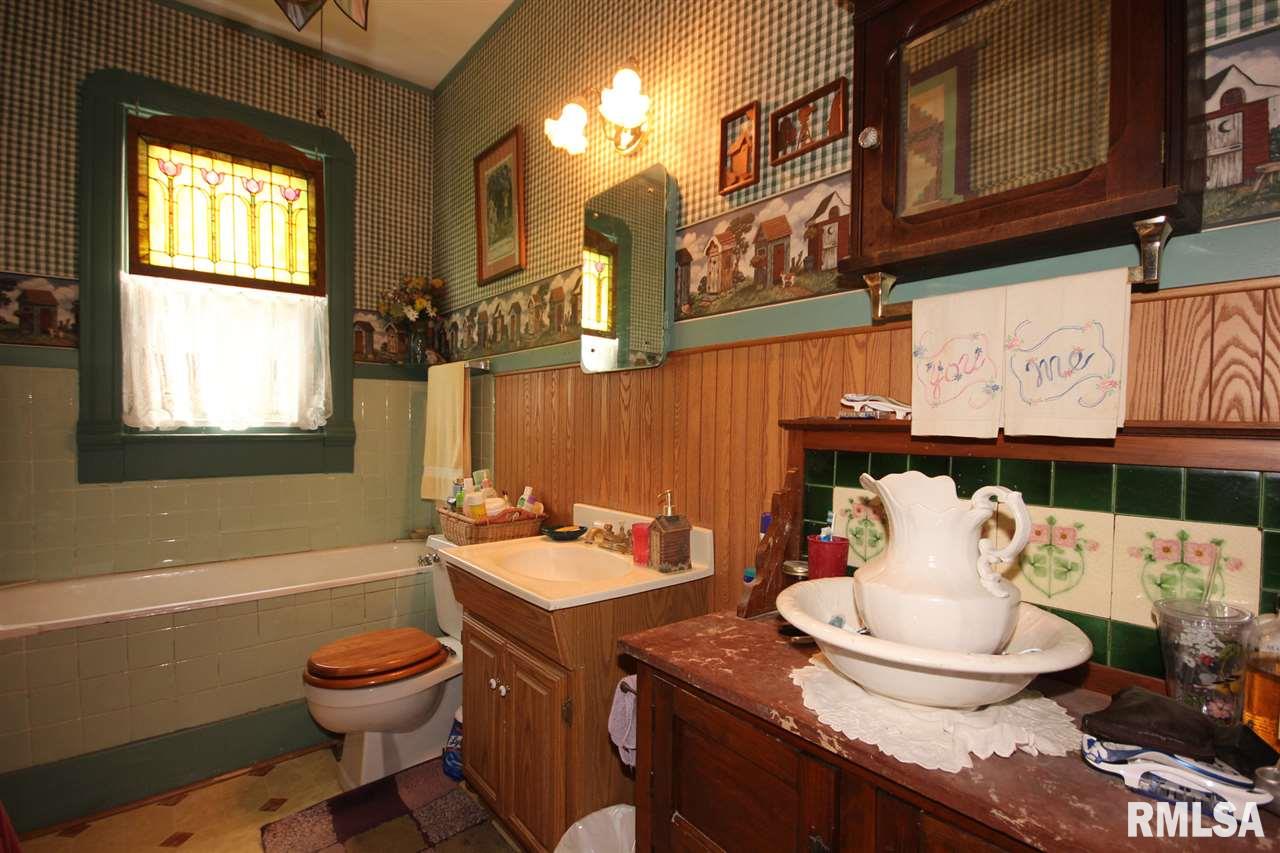 2116 North Prospect Road Peoria, IL 61603 - Photo 25 of 36 Gallery Image 25
