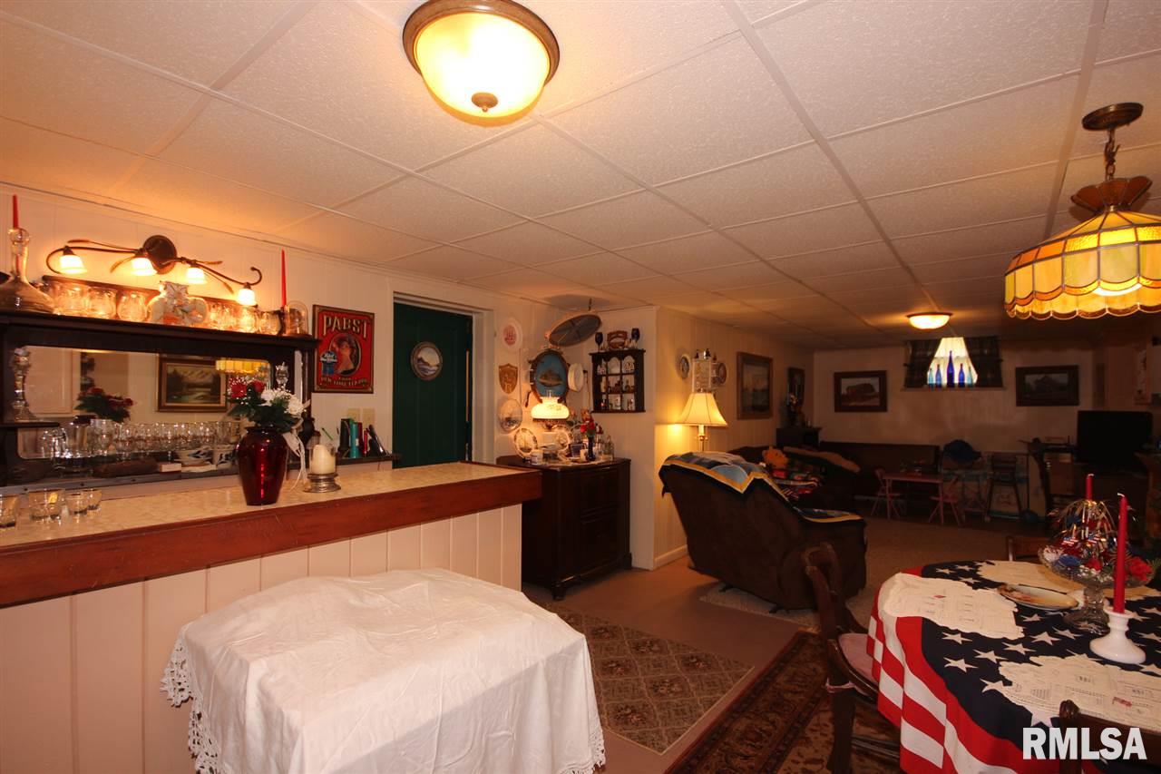 2116 North Prospect Road Peoria, IL 61603 - Photo 29 of 36 Gallery Image 29