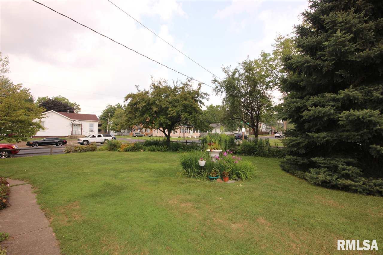 2116 North Prospect Road Peoria, IL 61603 - Photo 31 of 36 Gallery Image 31