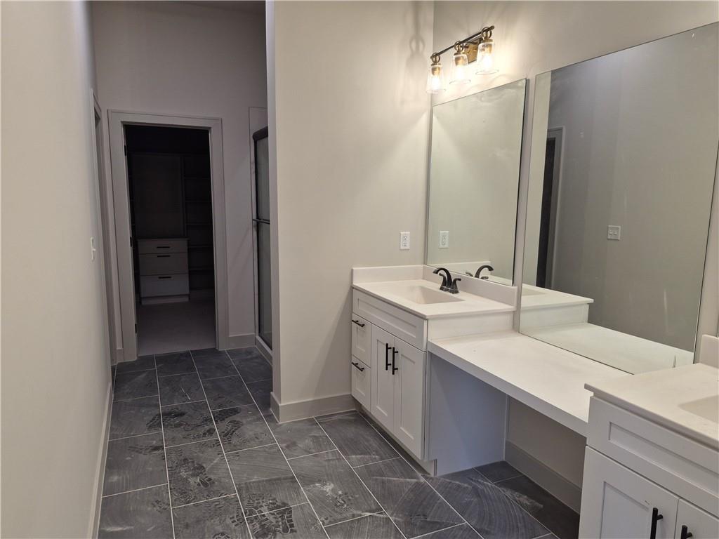 4913 146th Street Basehor, KS 66007 - Photo 12 of 32