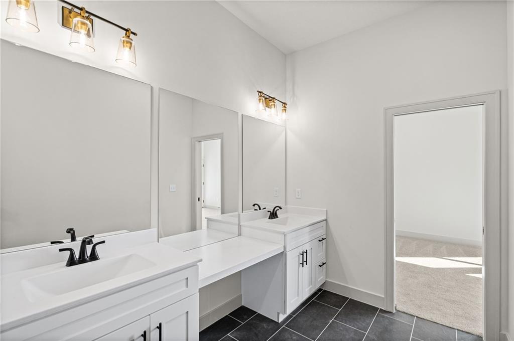 4913 146th Street Basehor, KS 66007 - Photo 23 of 48