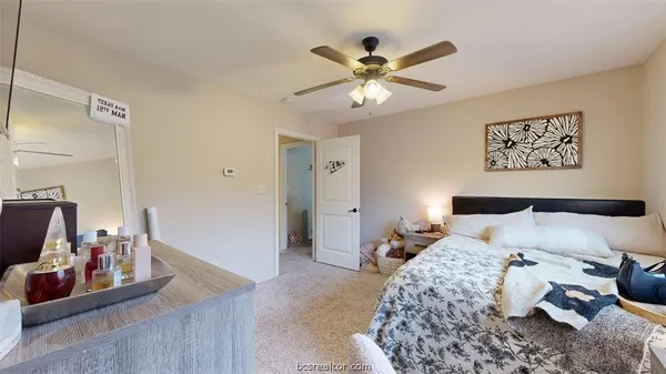 $3,200 | 458 Chimney Hill Drive, College Station, TX 77840