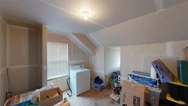 $3,200 | 458 Chimney Hill Drive, College Station, TX 77840