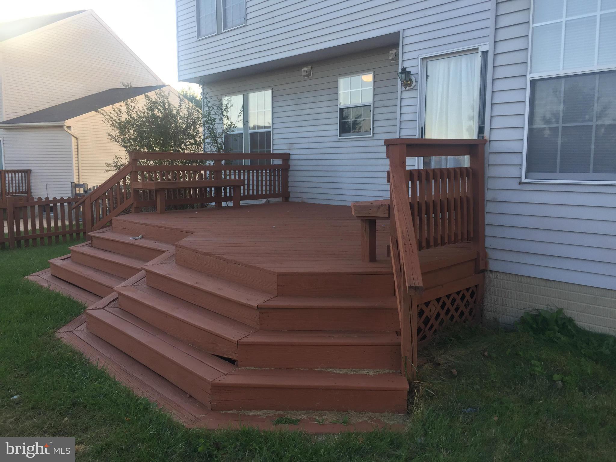 2107 Cross Trails Road Baltimore, MD 21244 - Photo 27 of 30 Exterior (Rear)