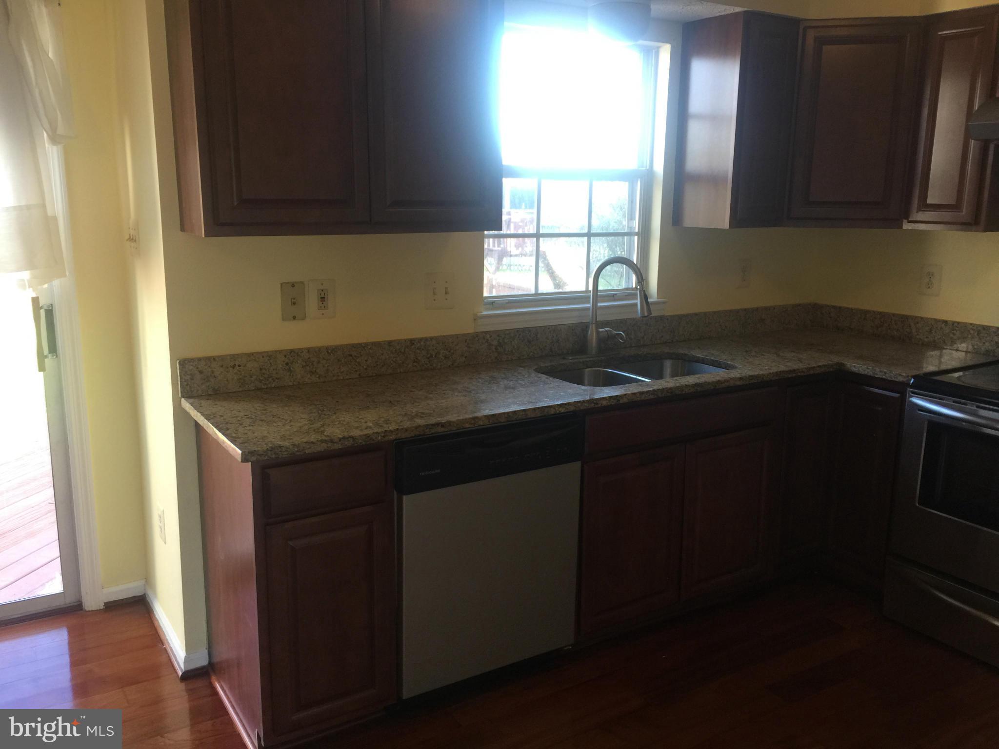 2107 Cross Trails Road Baltimore, MD 21244 - Photo 5 of 30 Kitchen