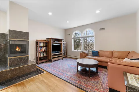 $1,200,000 | 20 Mendham Avenue, Hastings-on-Hudson, NY 10706