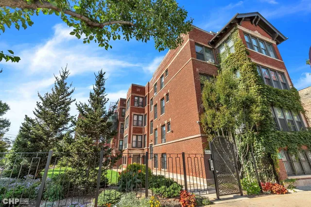$4,240,000 | 4840 South Indiana Avenue, Chicago, IL 60615