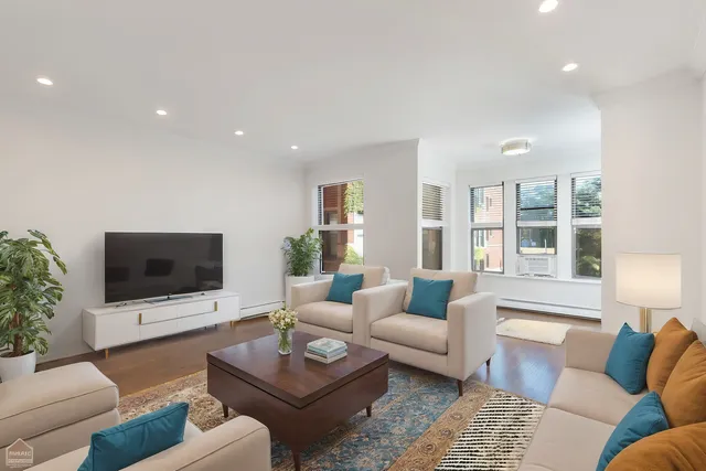 $4,240,000 | 4840 South Indiana Avenue, Chicago, IL 60615