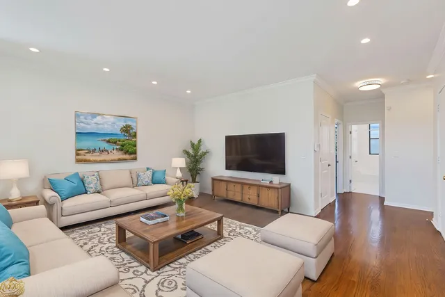 $4,240,000 | 4840 South Indiana Avenue, Chicago, IL 60615