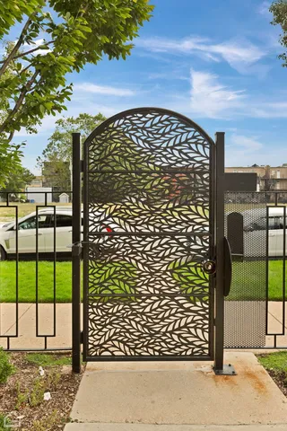 $4,240,000 | 4840 South Indiana Avenue, Chicago, IL 60615