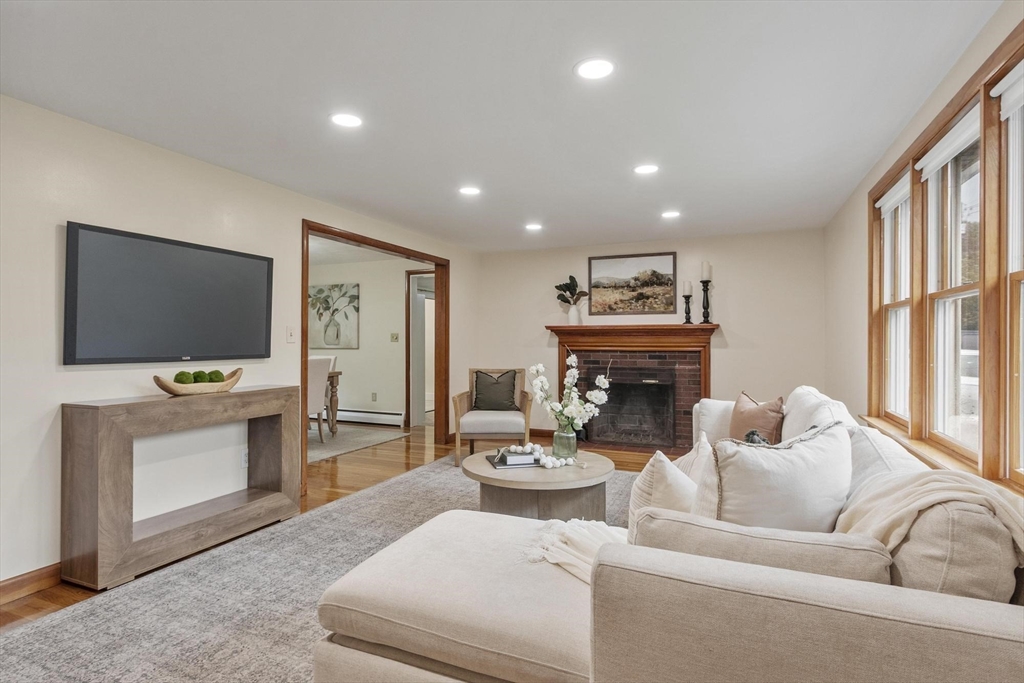 67 Taylor Road Acton, MA 01720 - Photo 6 of 41