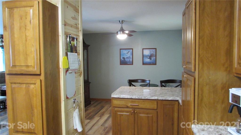 3707 7 Mile Ridge Road Burnsville, NC 28714 - Photo 12 of 29 Gallery Image 12