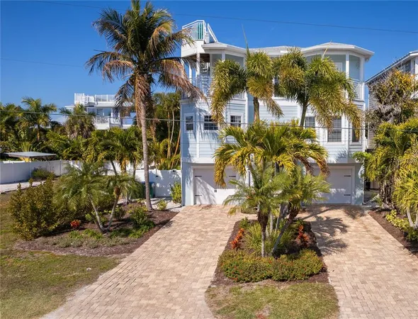 $2,799,000 | 130 50th Street, Holmes Beach, FL 34217