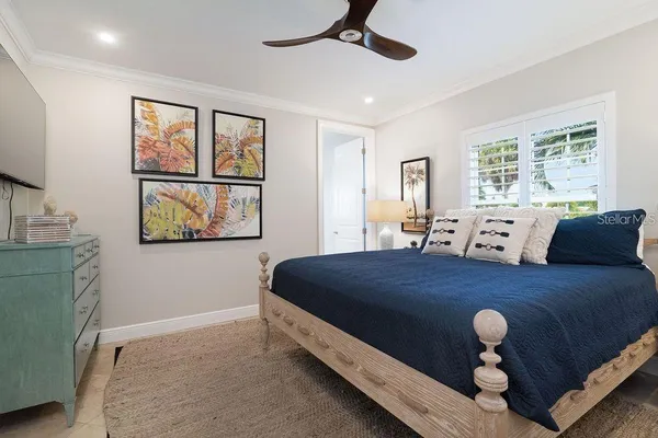 $2,699,000 | 130 50th Street, Holmes Beach, FL 34217